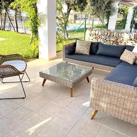 Con Piscina Privada Y Ac * Sant Lluís