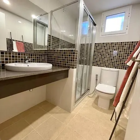 Con Piscina Privada Y Ac