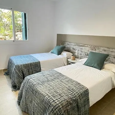 Villa Con Piscina Privada Y Ac *